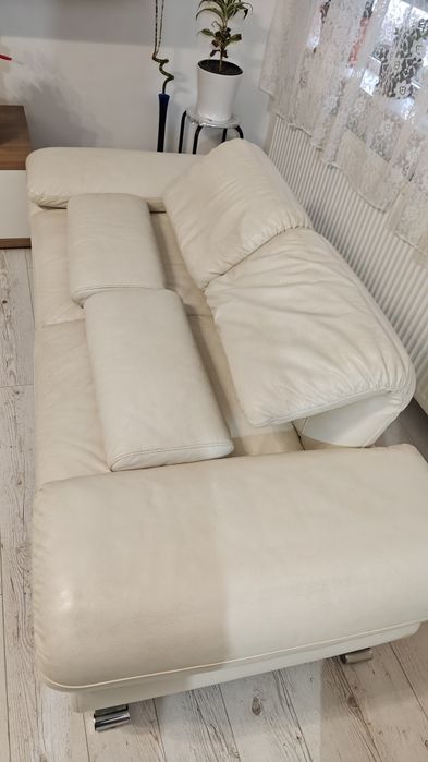 Vând Canapea piele !