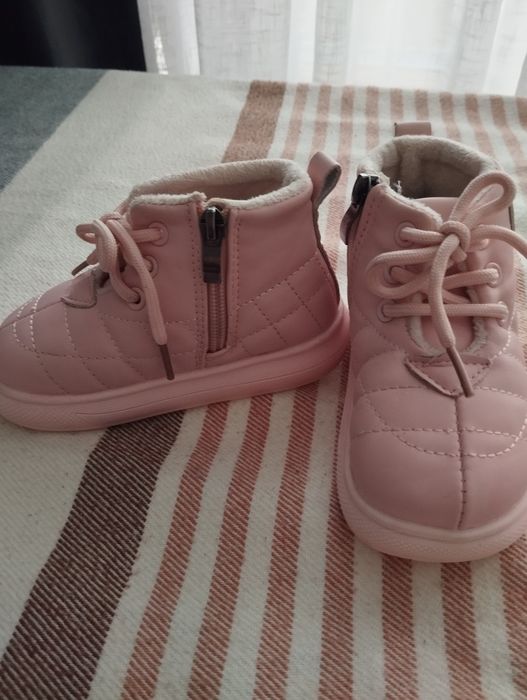 Продам ботиночки