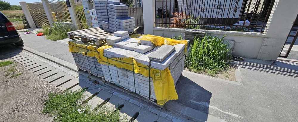 Pavaj Elis Umbra P3, 20x20cm, 6cm, alb-crem 300 buc, antracit 350 buc