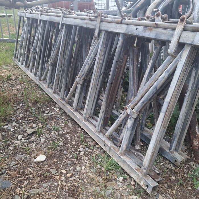 Fronturi de furajare