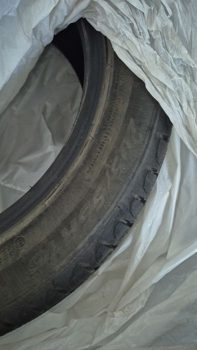 Продам зимние шины 205/ 55/ 16