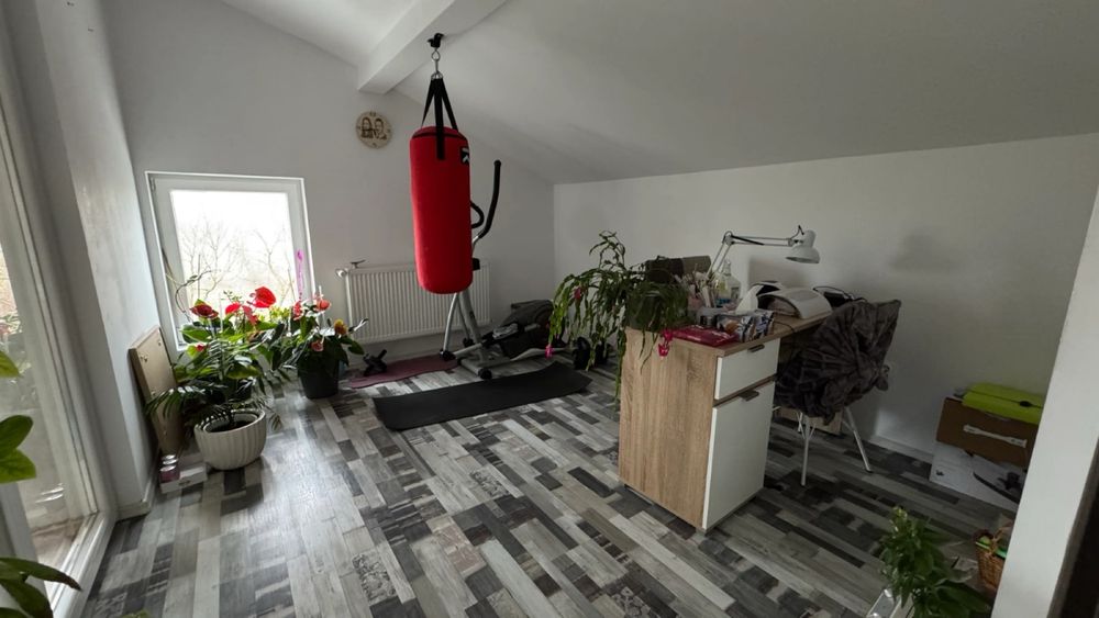 Vand Apartament 5 camere, Cartierul  Arhitectilor