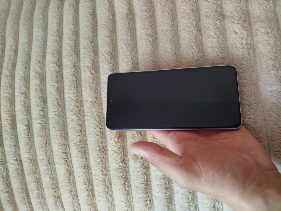 Продам Samsung s21 fe