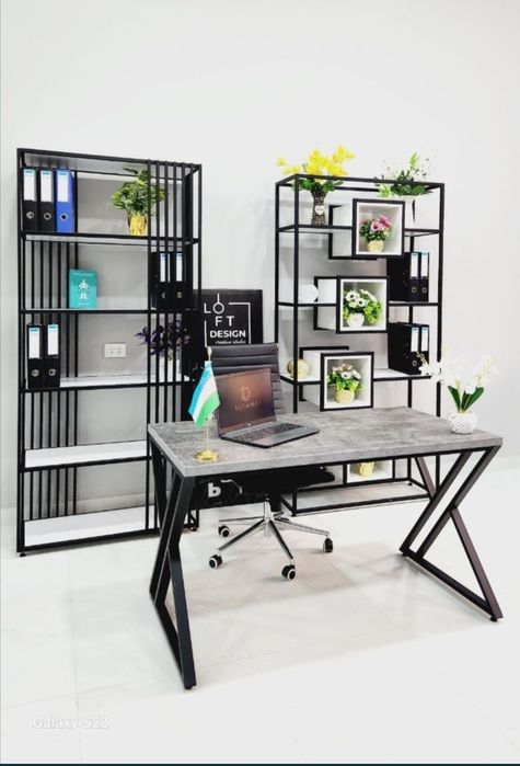 Zamonaviy loft uslubdagi mebel. Stol, stul, parta