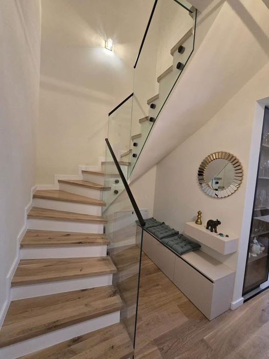 Balustrada din sticla securizata si laminata