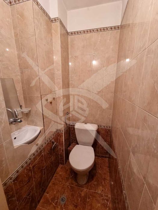 Дава се под наем Тристаен апартамент в София, Слатина - 122 кв.м за 800 € - Снимка #12