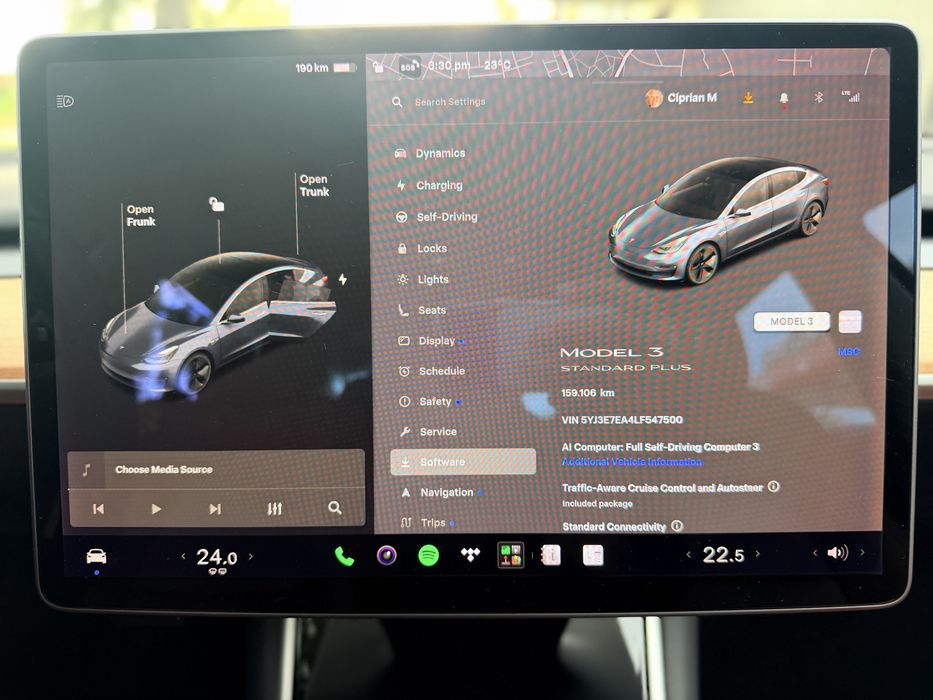 Tesla Model 3 RWD