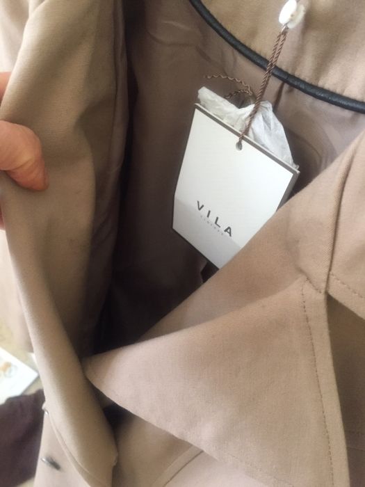 Продавам чисто ново изключително качественно манто