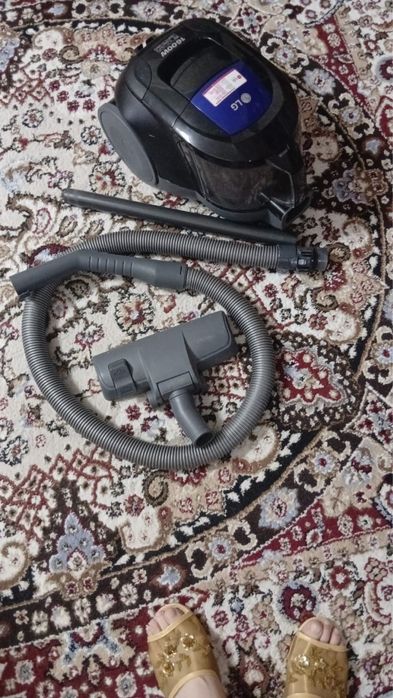 Продам пылесос рабочий