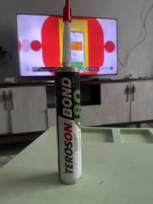 Клей герметик для стекл