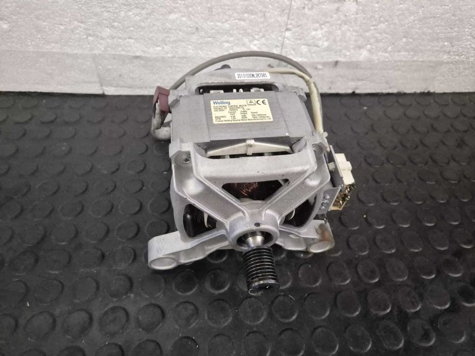 Motor 7 pini masina de spalat Indesit Hotpoint HXGM1L.52 cod / R2