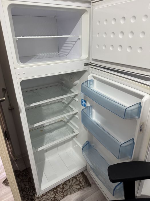 Продам холодильник BEKO