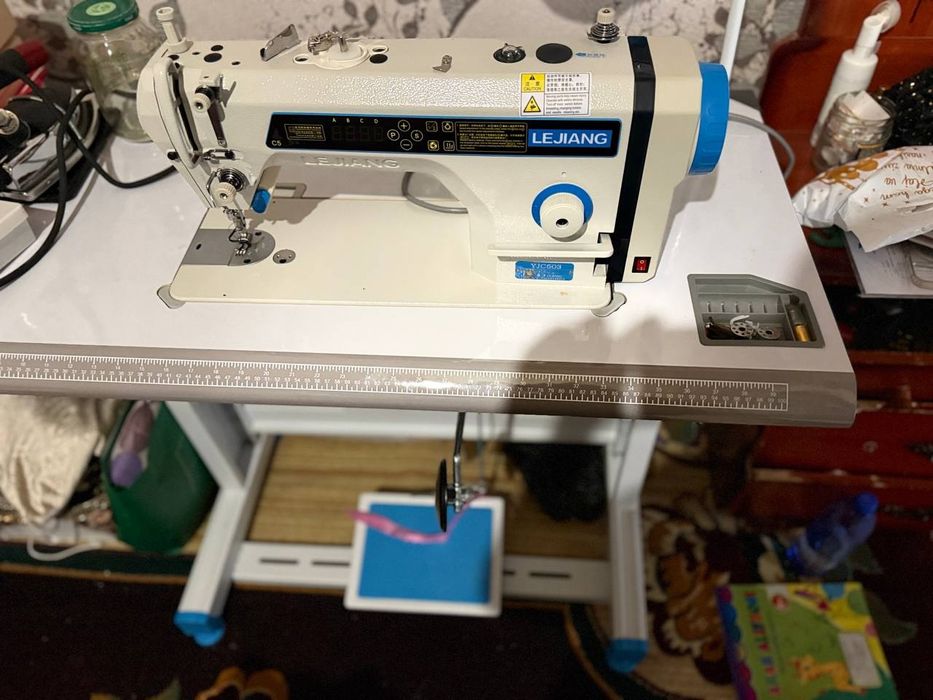 Lejiang tikuv mashinasi hamda Lejiang 800 averlok