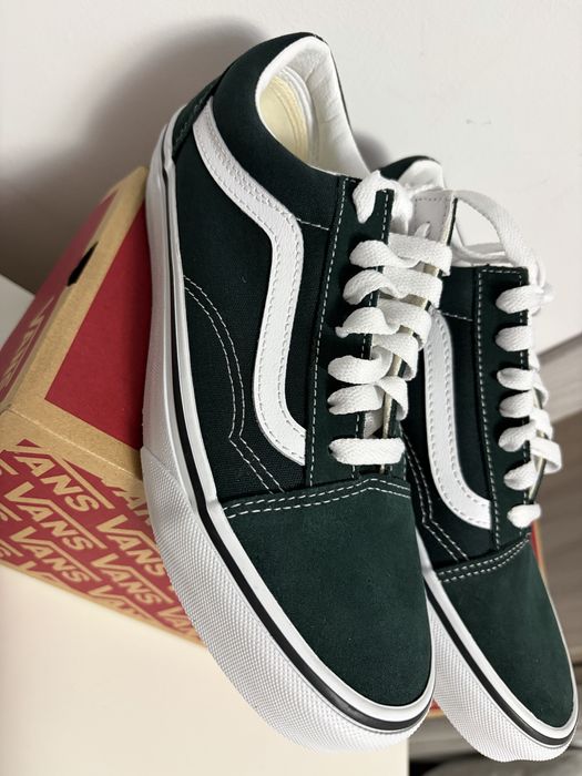 Adidasi Vans Old Skool dama noi