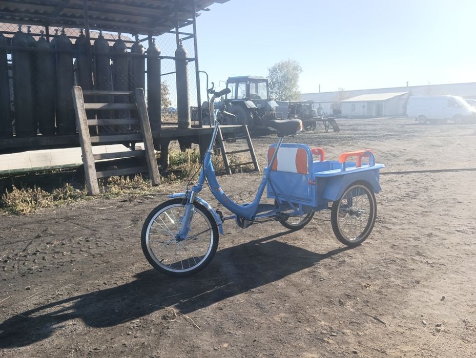 Продам велосипед трёх колесный