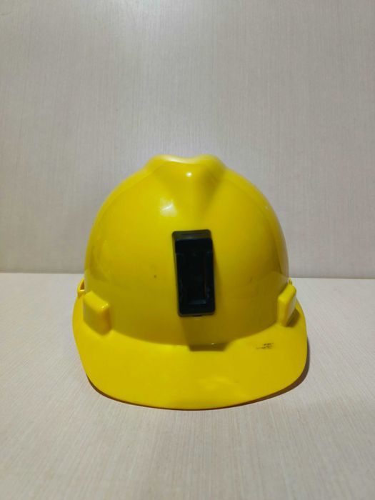 Каски на продажу