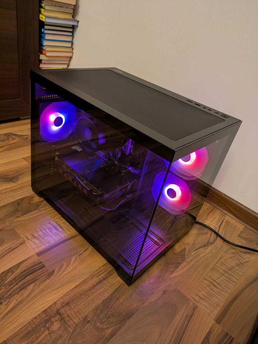 Calculator gaming Ryzen 5, SSD, Placa video Radeon RX, Windows 11