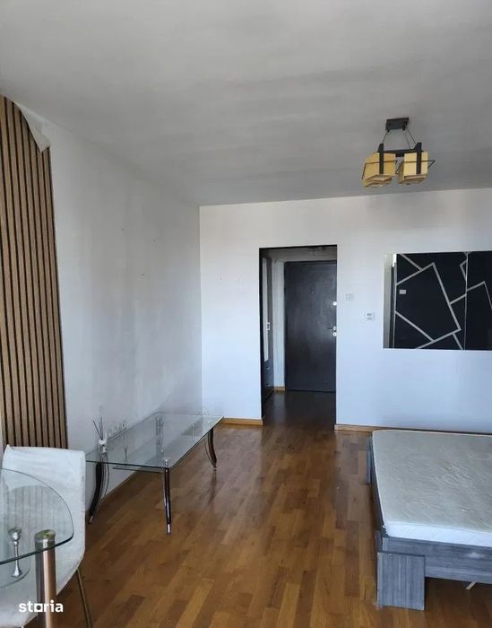 Garsoniera moderna zona Milea - Politie
