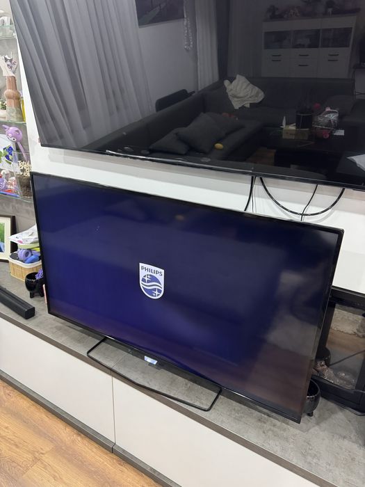 TV smart Phillips 127cm, stare foarte buna
