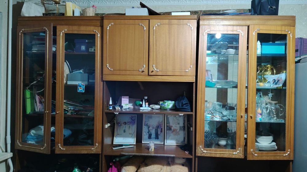 Отдам бесплатно стенку в микройонах