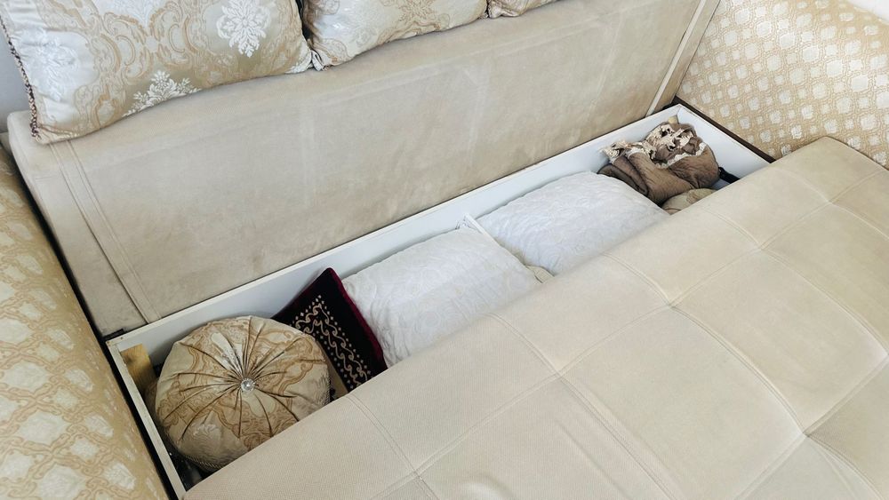 Диван раскладной, 2 спальный.