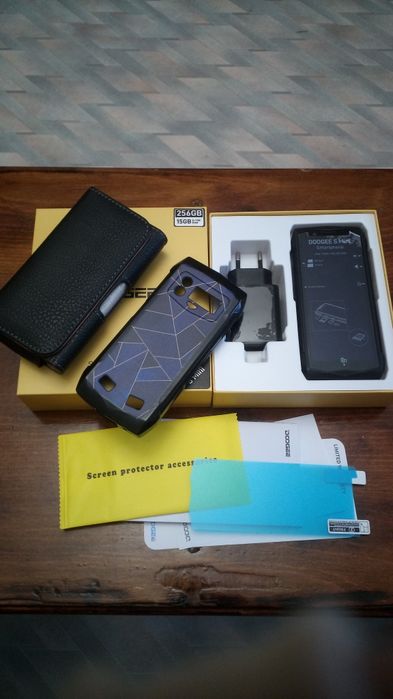 Смартфон "Doogee" S mini