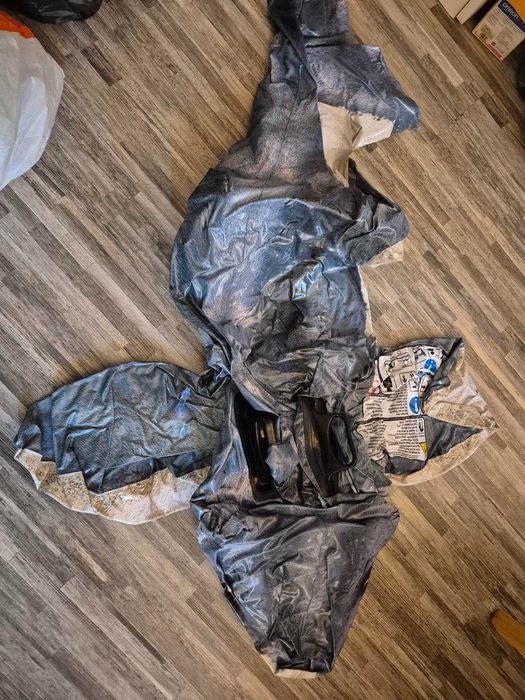 Надуваеми играчки (акула, костенурка, топка-фотьойл, пояси, дракон)