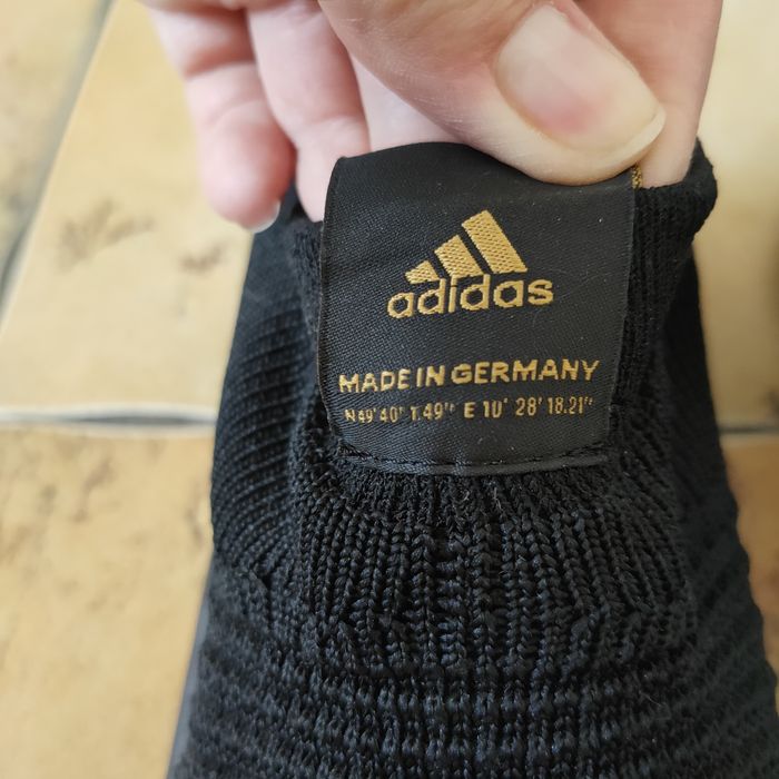 Новые кроссовки Адидас оригинал