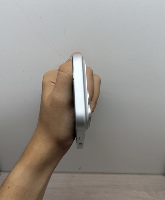 iPhone 14 Pro (17 Pro korpus)