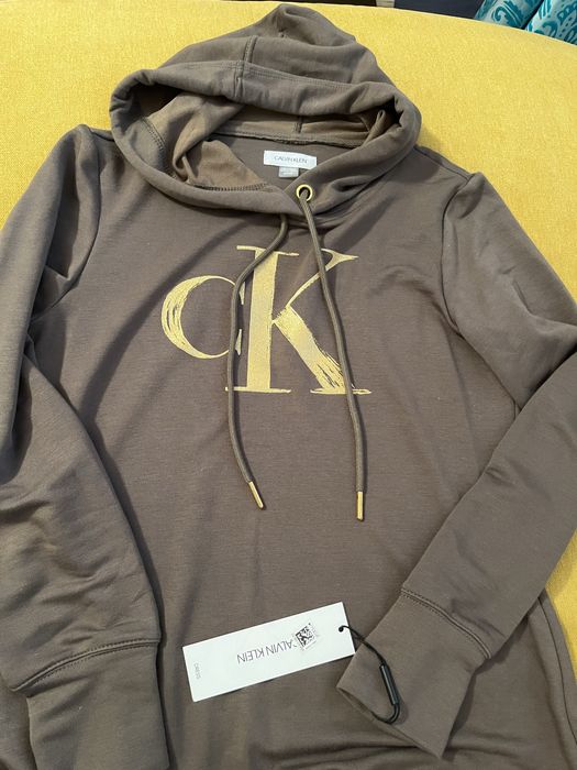 Rochita fei Calvin Klein