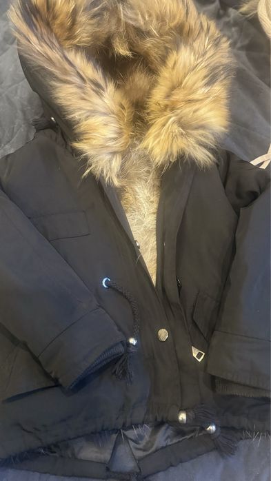 Продам зимнюю детскую парку