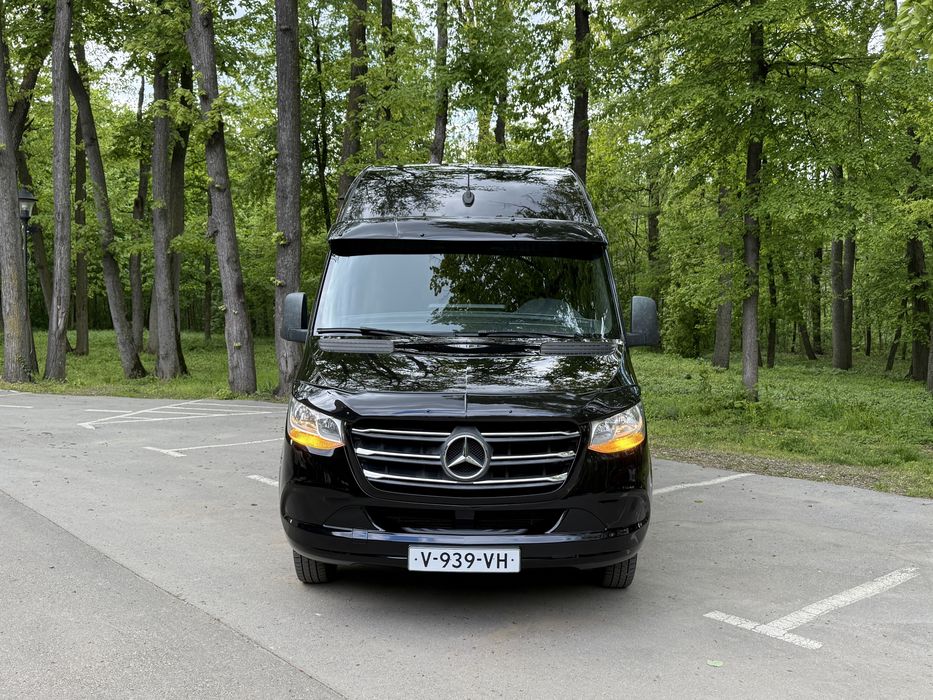 Mercedes Benz Sprinter 516 CDI 2019 2x Culisante Clima Navi Automat 7G 316 Cat B Mediu Black Edition