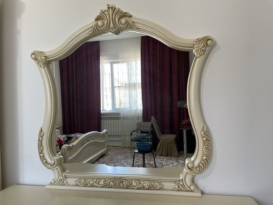 Срочно продам спальный гарнитур