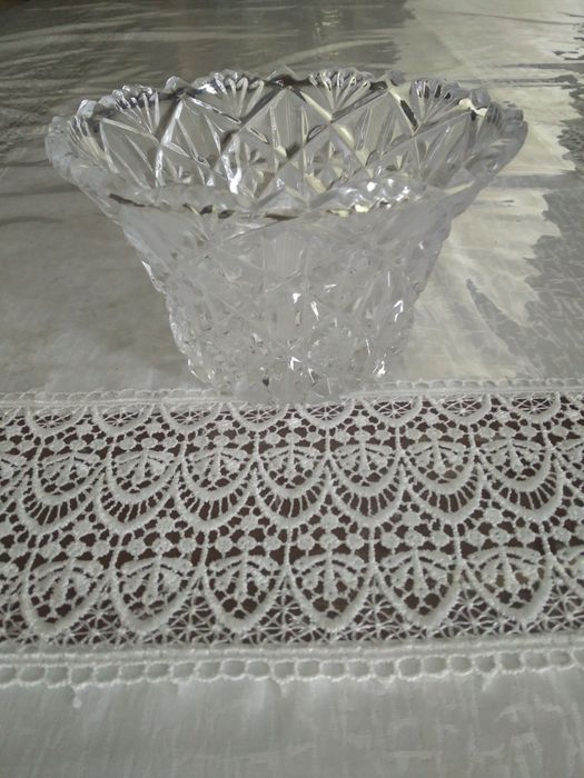 Продам хрустальные вазы