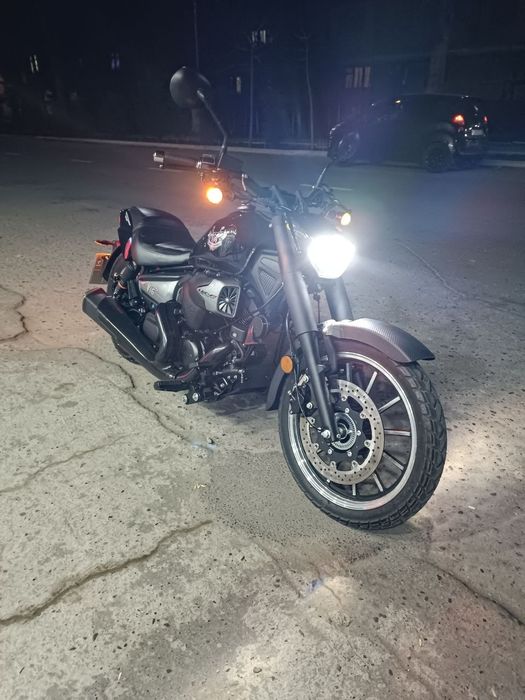 Зудлик билан мотоцикл сотилади