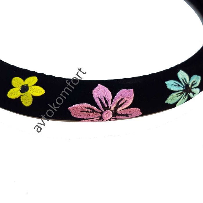 Дамски С Цветя Калъф За Волан С Размер 38 см За Автомобил Кола