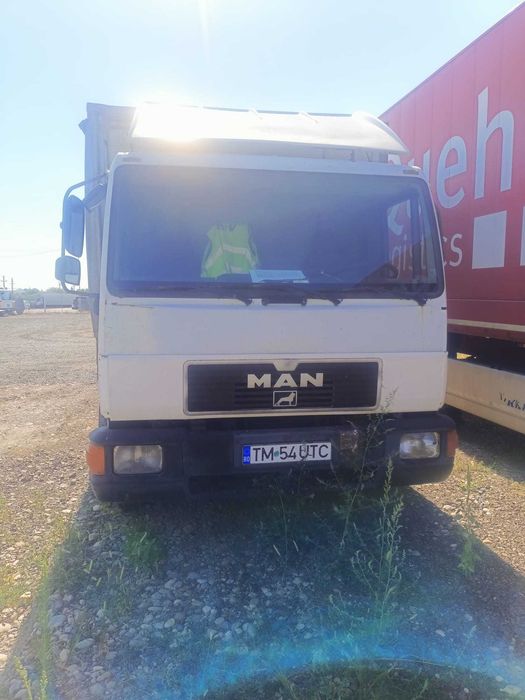 Autoutilitara N2 MAN 8.163 LC cu lift