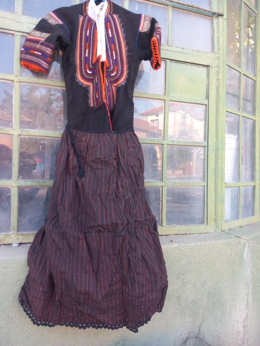 Автентична кюстендилска сая