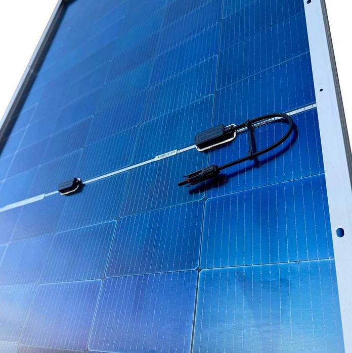 Panou Fotovoltaic 650W Monocristalin Bifacial N-Type Polycrown NS-650MH-132 Eficiență Ridicată