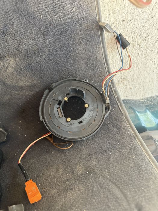 Шлейф руля на БМВ Е34