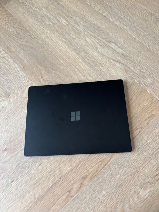 Microsoft Surface Laptop 4 – i7-1185G7 | 16GB RAM | 256GB SSD | Impecabil