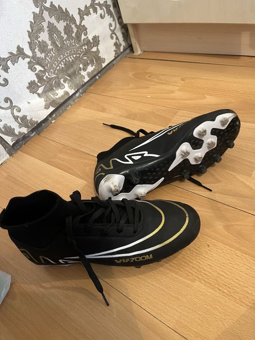 Продаю бутсы б/у