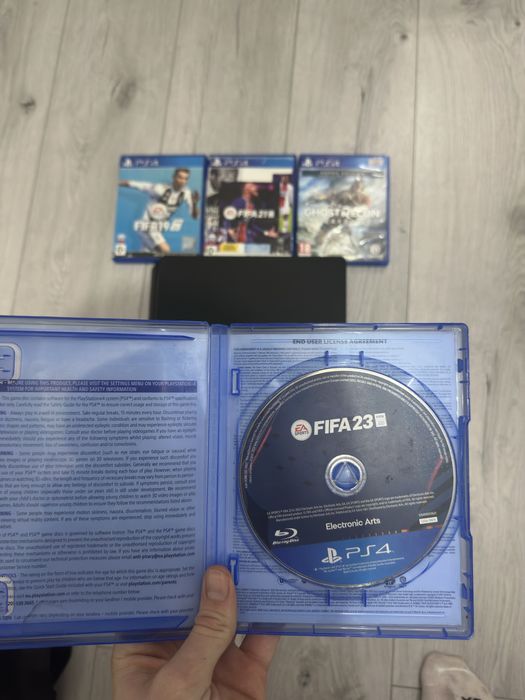 PlayStation 4 slim 512gb
