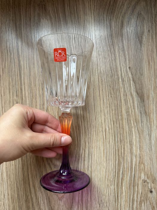 Кристални чаши за вино
