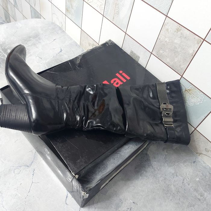 Сапоги осень кожа и лак