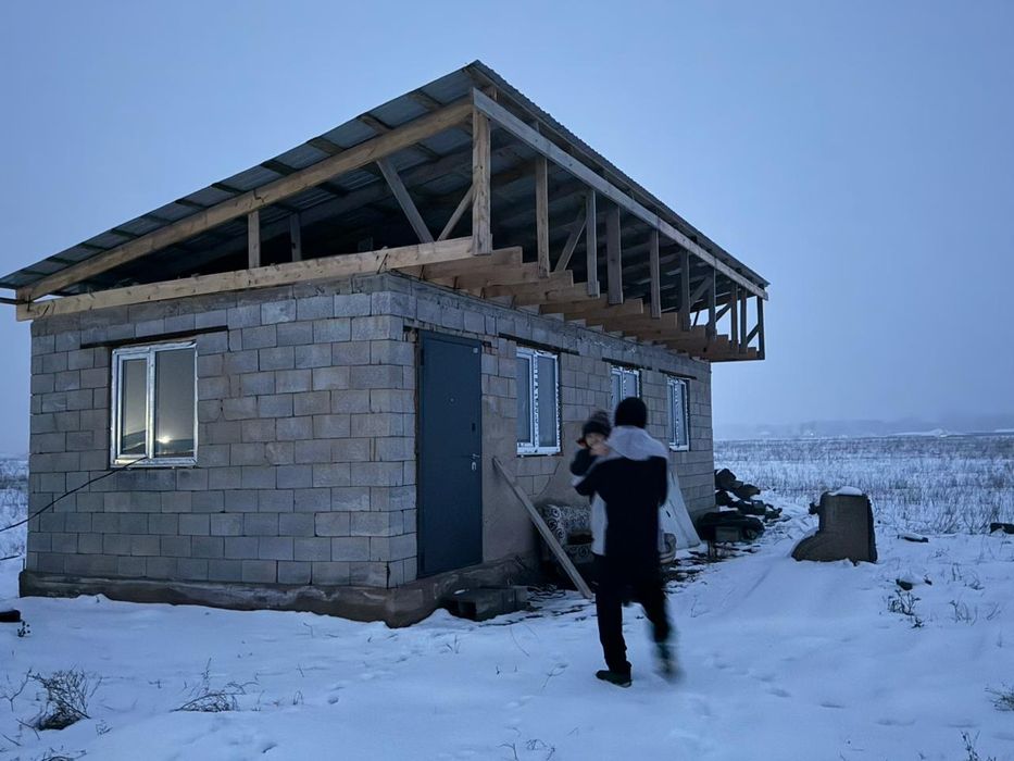 Продам времянку 6 соток земли