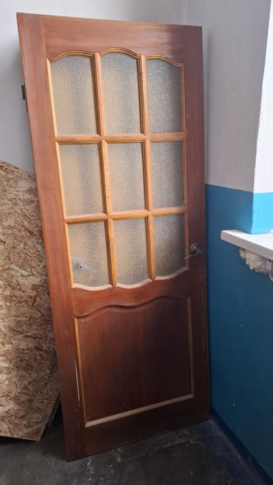 Продам межкомнатные двери
