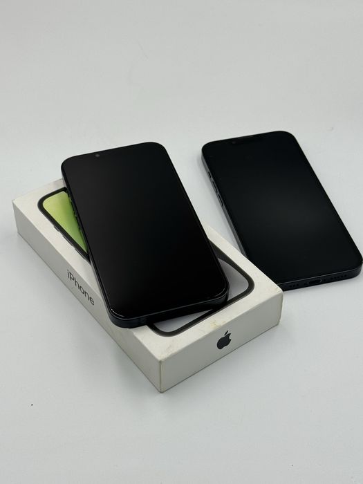 iPhone 14 и iPhone 13