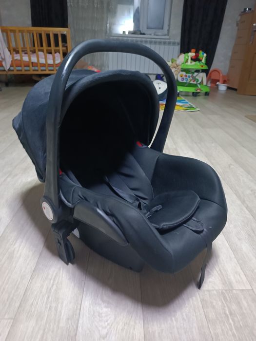 Продам автокресло
