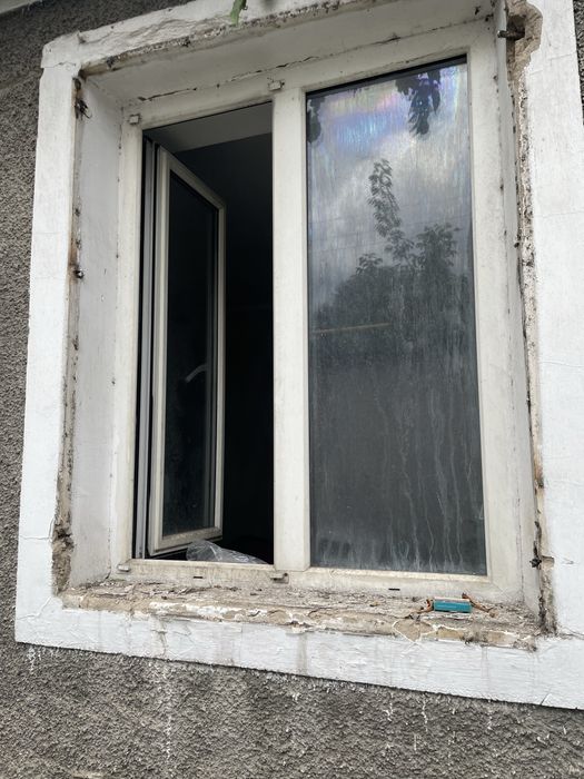 Срочно  Продам бу окна  9 штук